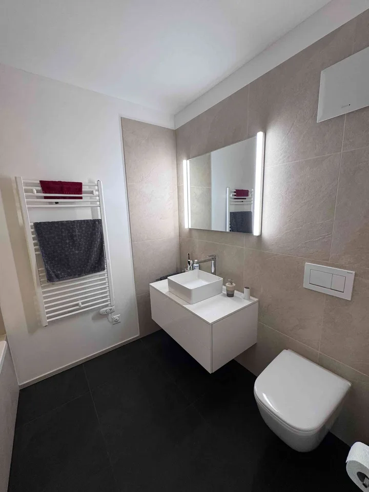 Moderne 4.5-Zimmer-Wohnung im Minergie-Standard in Heimberg