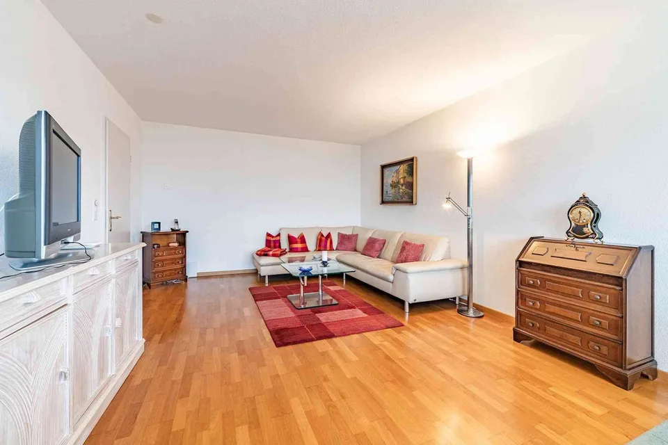 Moderne 3-Zimmer-Wohnung mit See- und Bergblick in Oberhofen