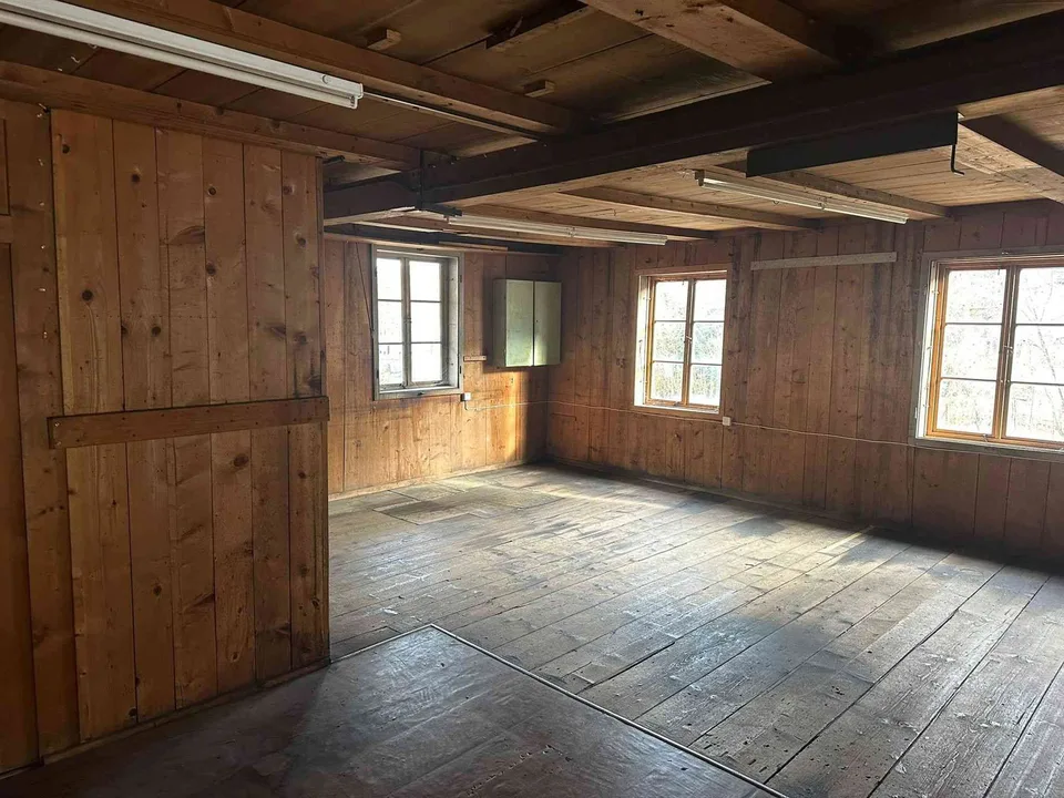 Gewerbegebäude in Erlenbach im Simmental