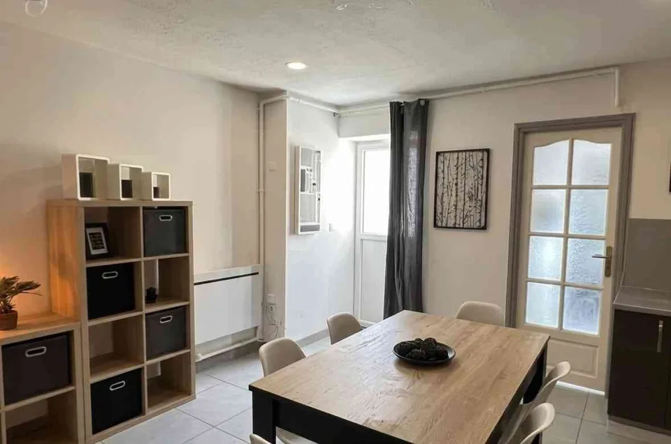 Joli Appartement meublé deux pièces quartier paisible