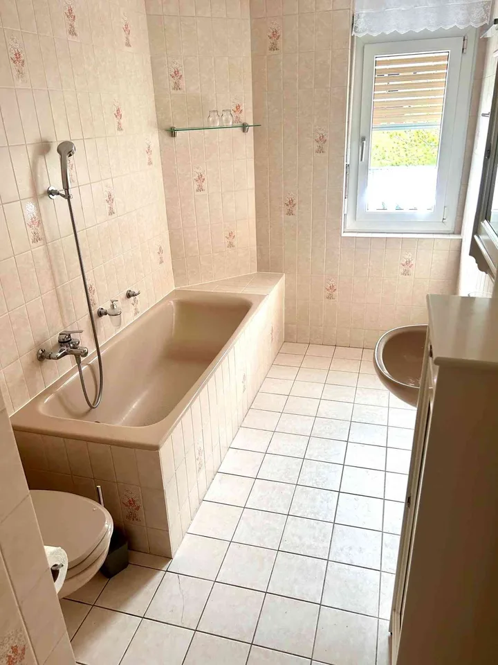 Attraktive, helle 3.5 Zi Whg