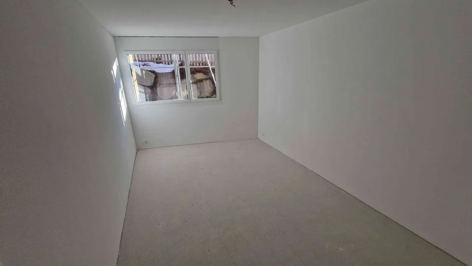 Moderne 4.5 Zimmer-Wohnung mit Gartensitzplatz - Erstbezug