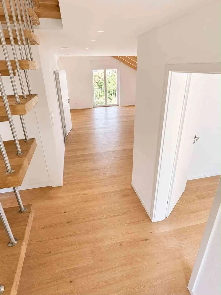 6.5-Zimmer Dachwohnung mit Galeriegeschoss (aktuell im Endausbau)