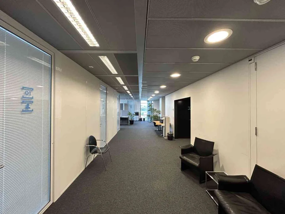 Bureau privatif dans un Business Center moderne - Fribourg