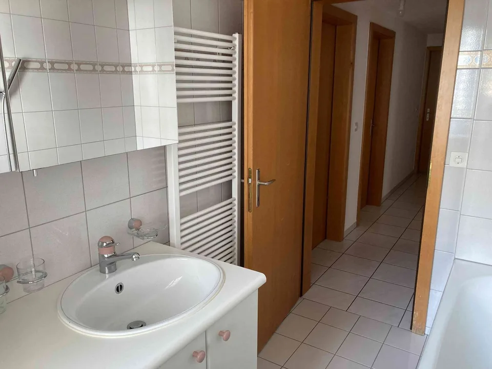 Schöne, helle Wohnung zu vermieten