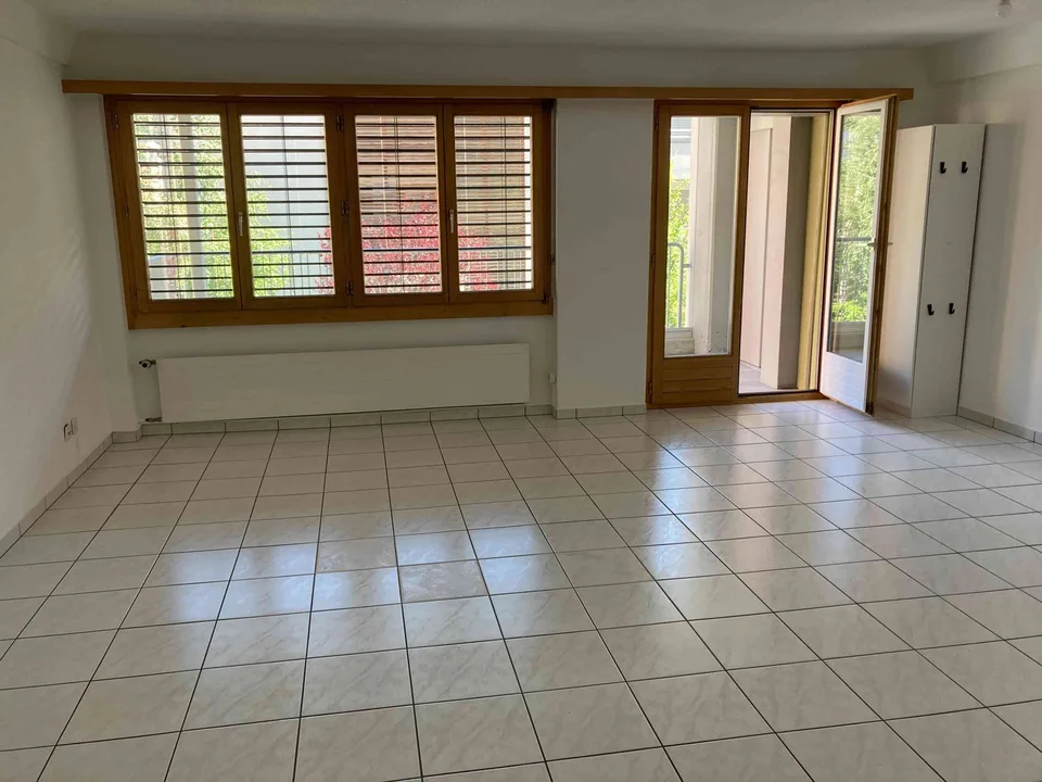 Schöne, helle Wohnung zu vermieten
