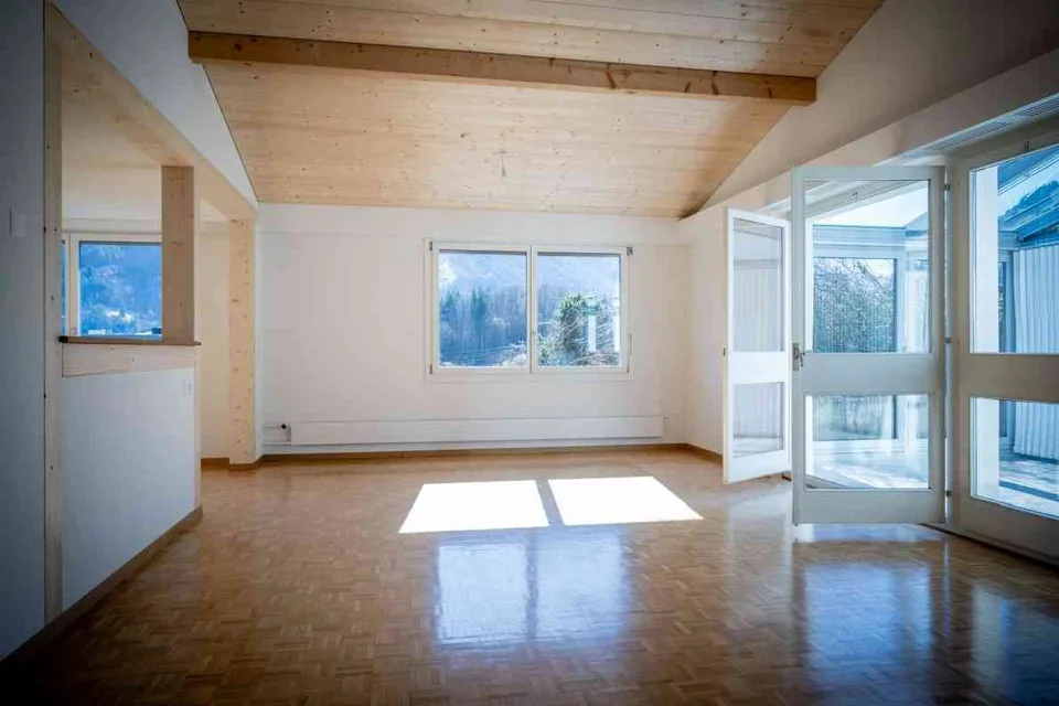 6 Zimmer Haushälfte zu vermieten