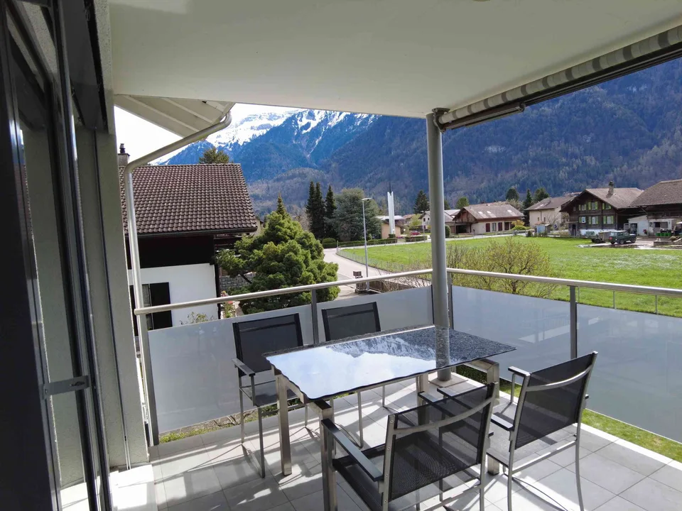 WG-Zimmer in 4.5-Zi. Wohnung Interlaken / WG-Wohnung