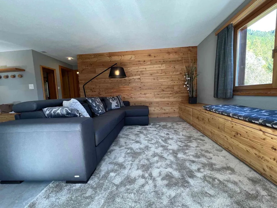 Wunderschöne renovierte 3.5 Zimmerwohnung im Herzen des Goms