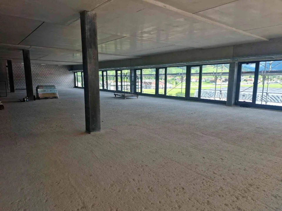 Neubau Gewerbefläche am Bahnhof Frutigen 170-200m2