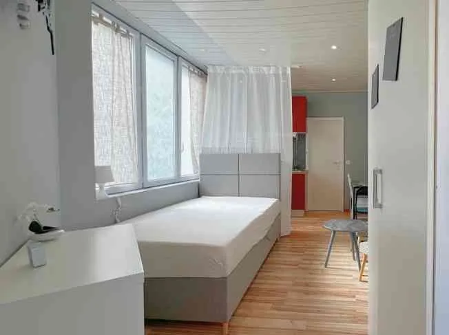 Studio meublé et équipé
