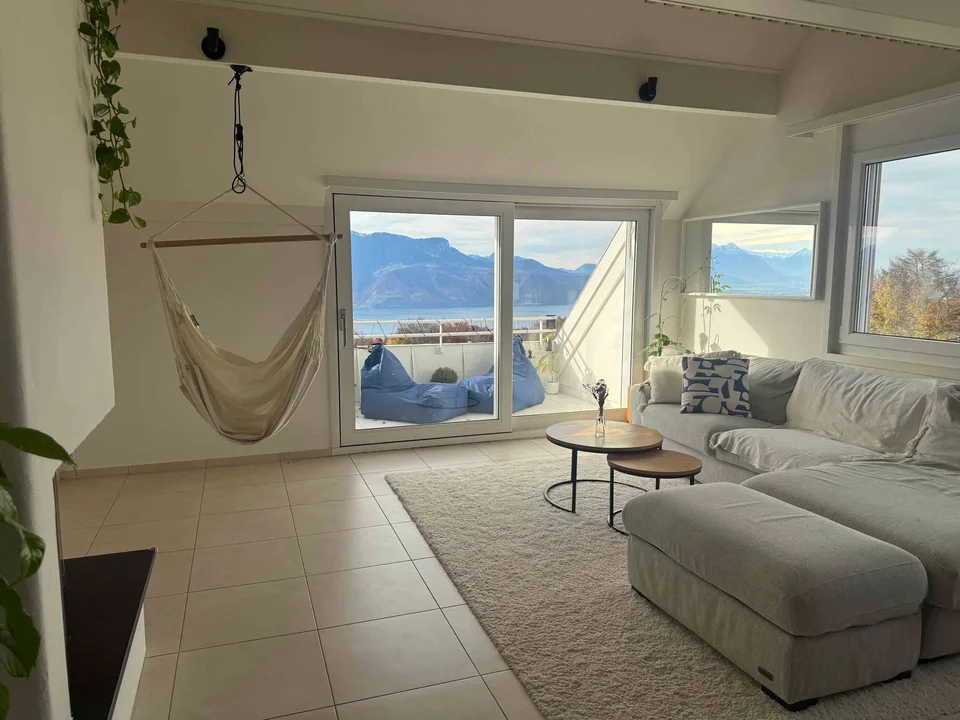 Superbe appartement de 122 m² avec une vue splendide sur le lac
