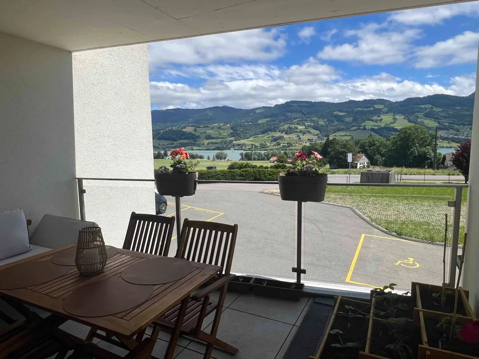 Magnifique appartement de 2,5 pièces avec vue sur le lac de la Gruyère