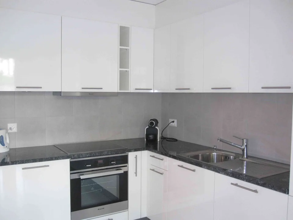 Appartement meublé de 2 pièces, centre de Nyon, sans nuisances