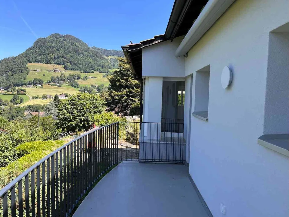 Dans la nature, rénové à neuf, belle vue, 2 terrasses, jardin