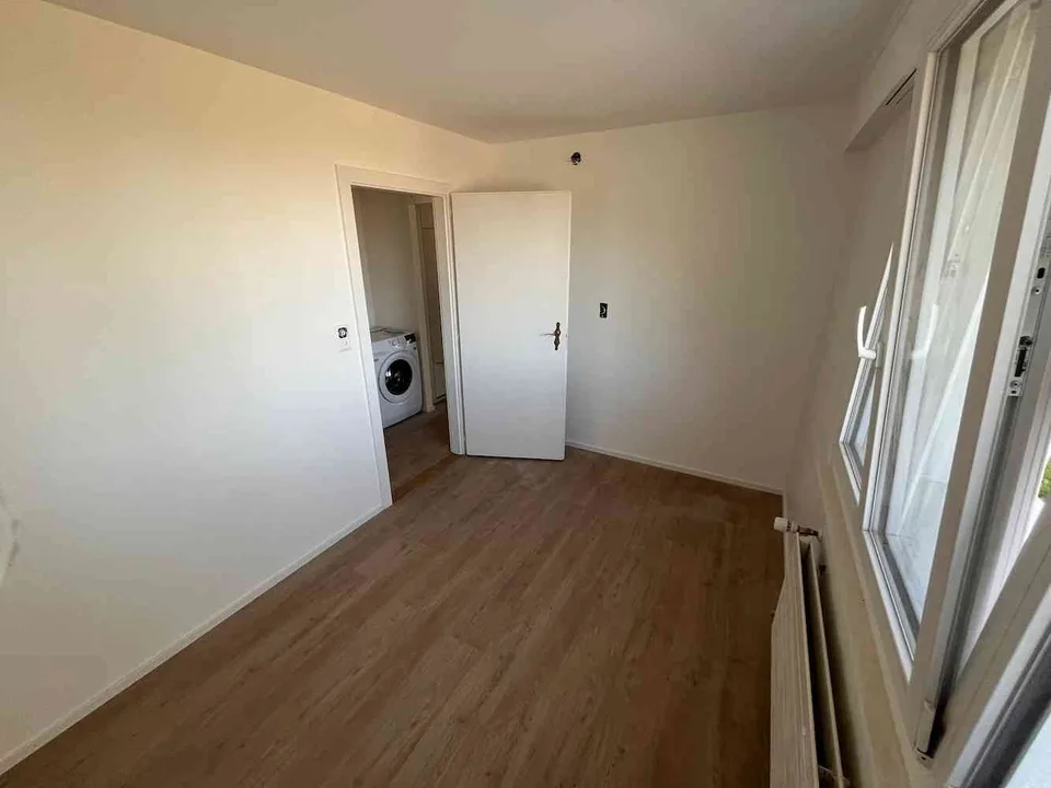 Dans la nature, appartement rénové à neuf, belle vue, terrasse, jardin