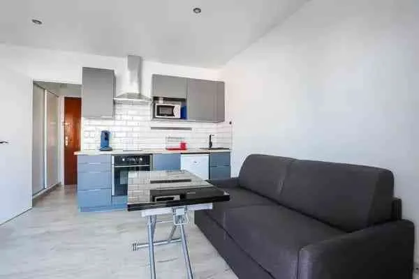 Location studio meublé dans une belle résidence