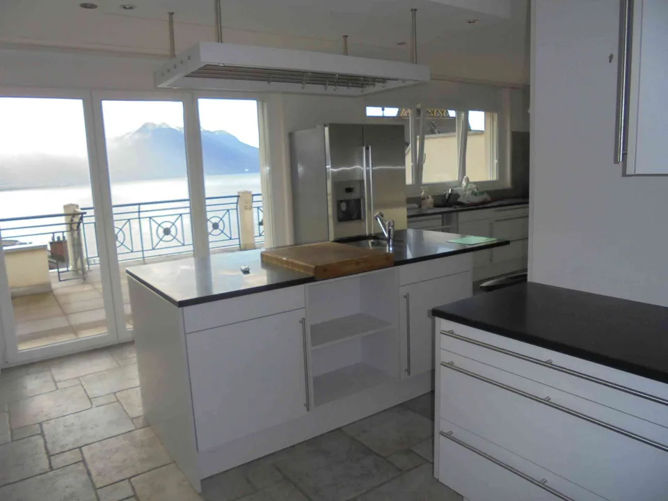 Duplex avec terrasse et vue panoramique, sauna, deux entrées