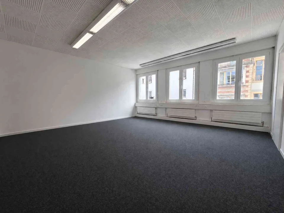 Bureaux lumineux de 2 pièces au centre d'Orbe