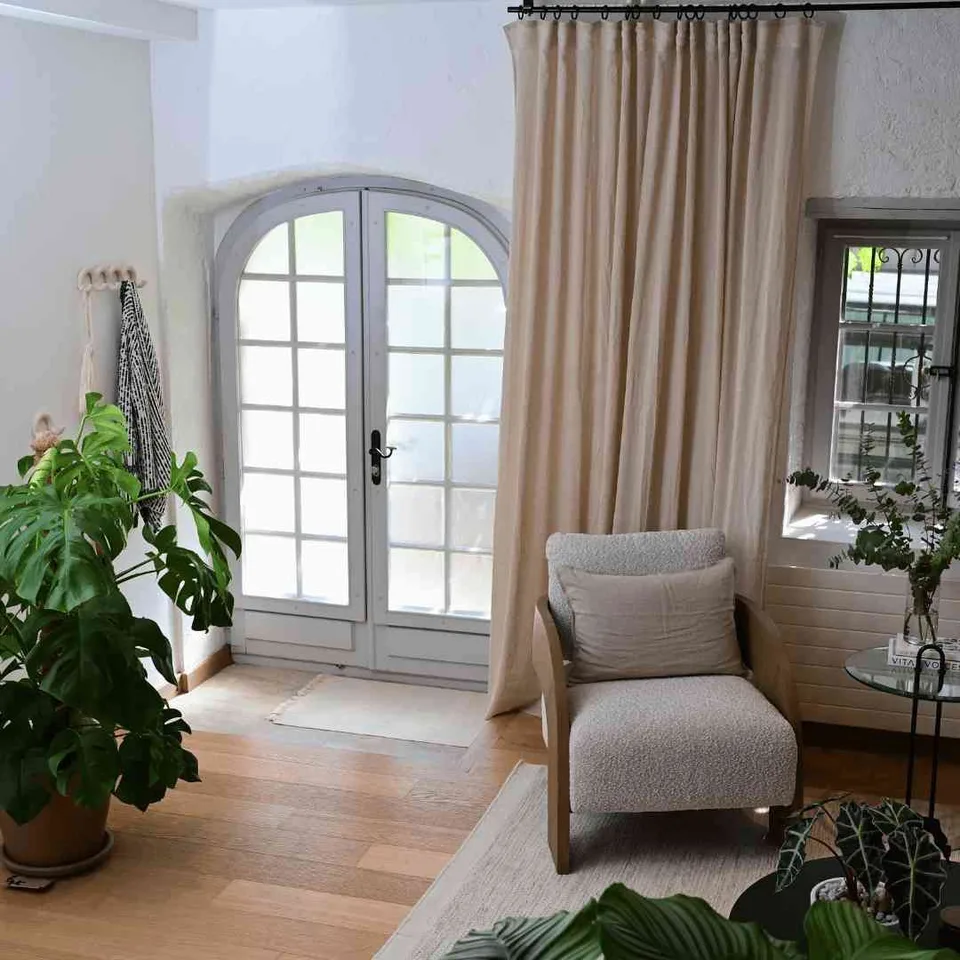 Cabinet/Therapeutic Space for Rent in Lutry- Commerical Rental