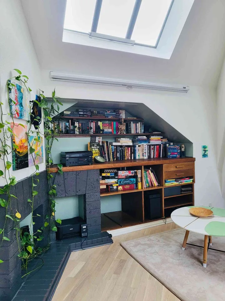 ?? Beautiful Furnished Penthouse Apartment for Rent – Central Lausanne