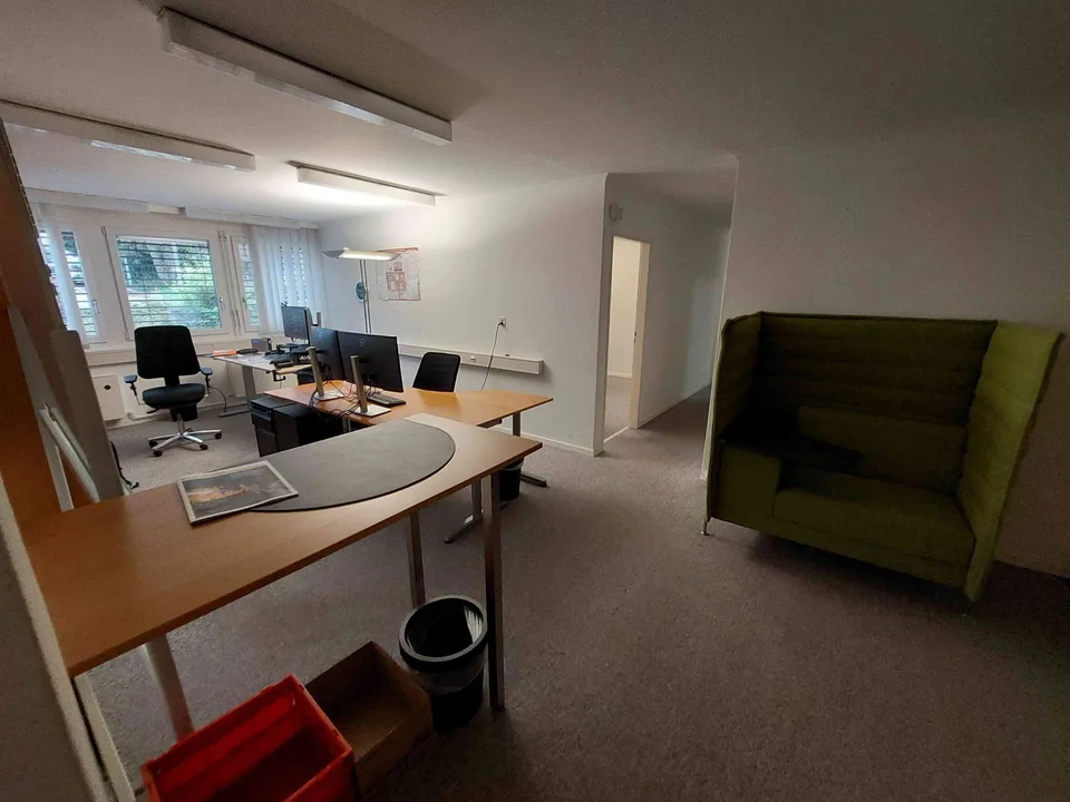 Bureau à louer - libre de suite