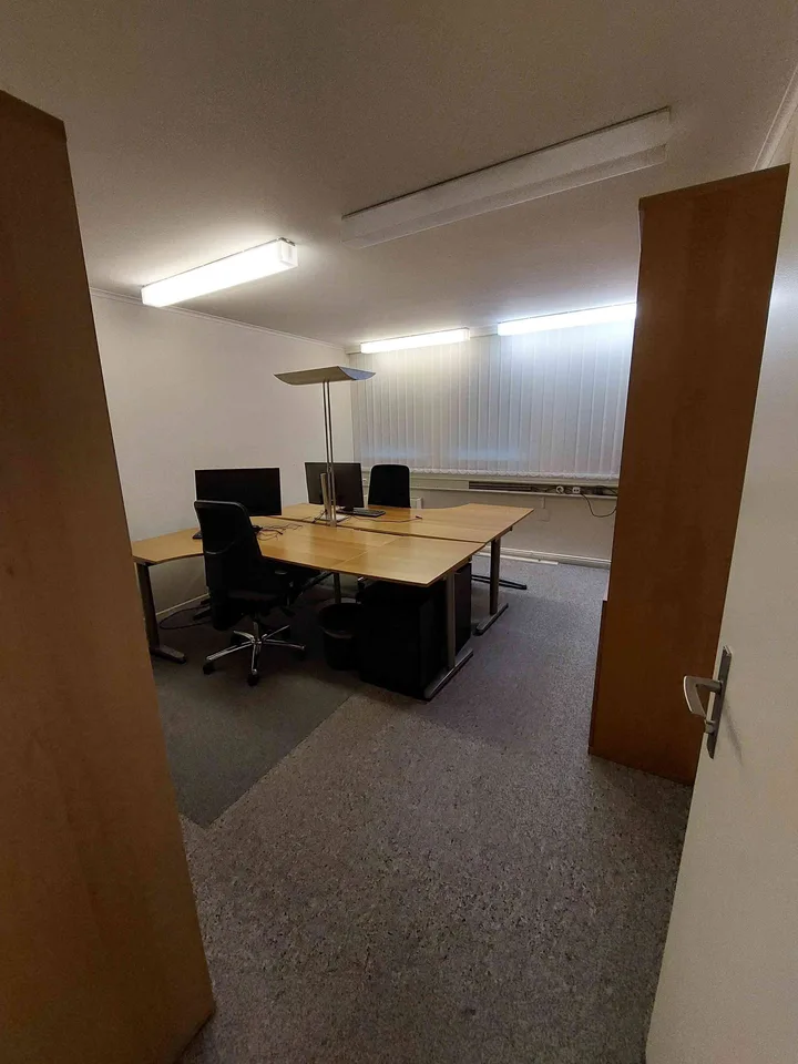 Bureau à louer - libre de suite
