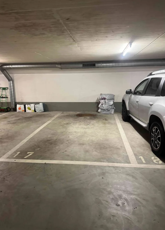 Place de parking souterrain