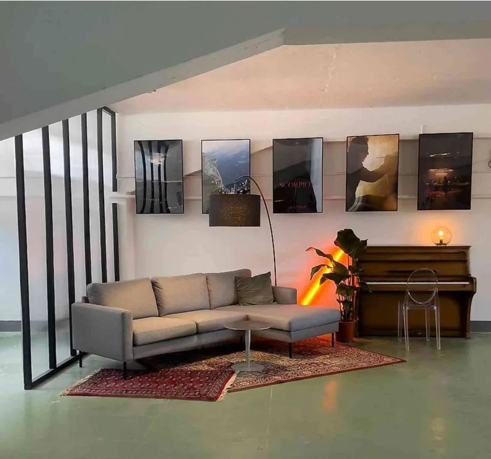 Grand espace polyvalent idéal pour atelier, dépôt, ..