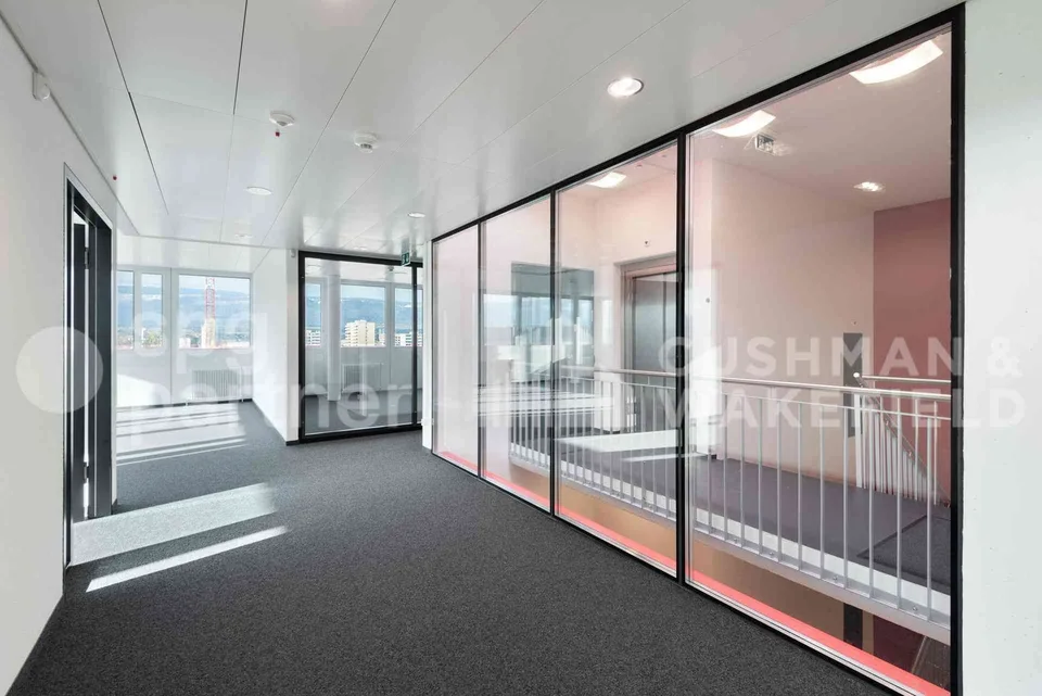 Surface de bureau de 2’000 m², répartis dans 3 bâtiments, divisibles – foto 8 di 8