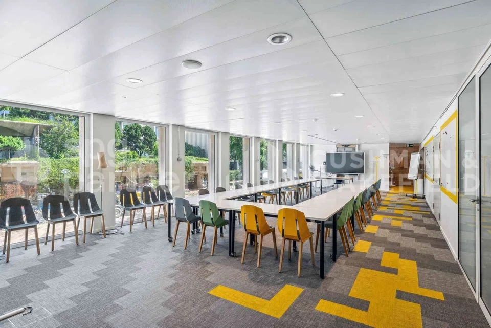Surface administrative lumineuse, moderne et fonctionnelle de 773 m² – Foto 6 von 10
