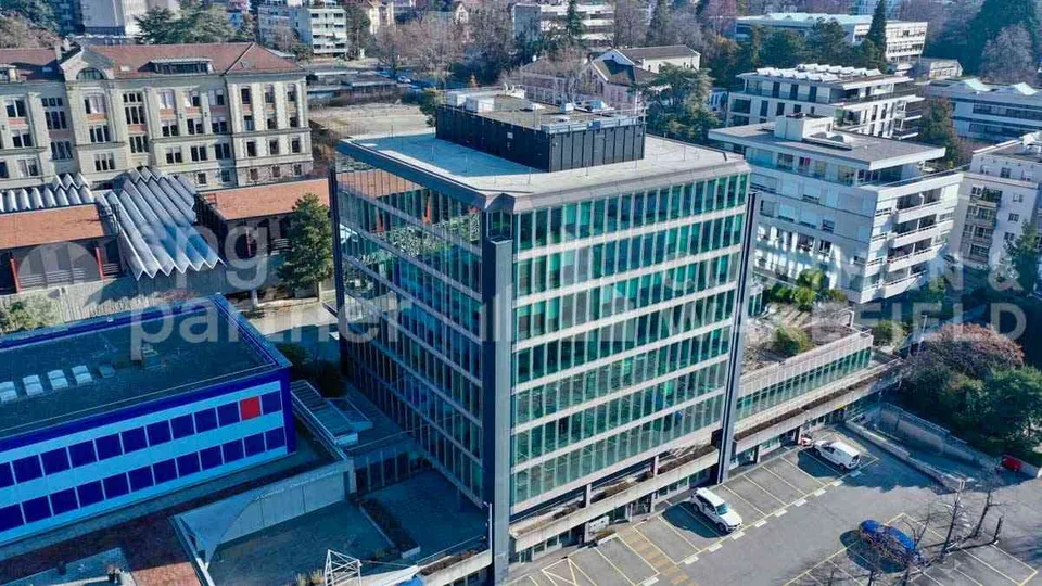 Bâtiment emblématique jouissant d’un emplacement idéal