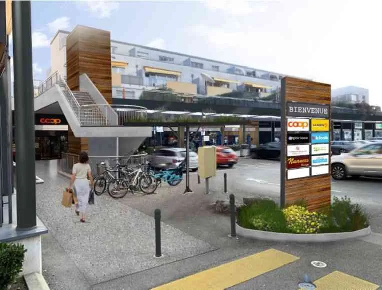 VISIBILITÉ ET ACCÈS SANS PRÉCÉDENT : Centre Commercial de St. Prex