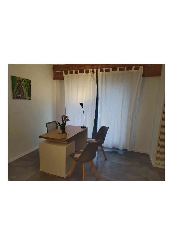 Salle de Thérapie à louer à Crans (VD)- Disponible de suite!