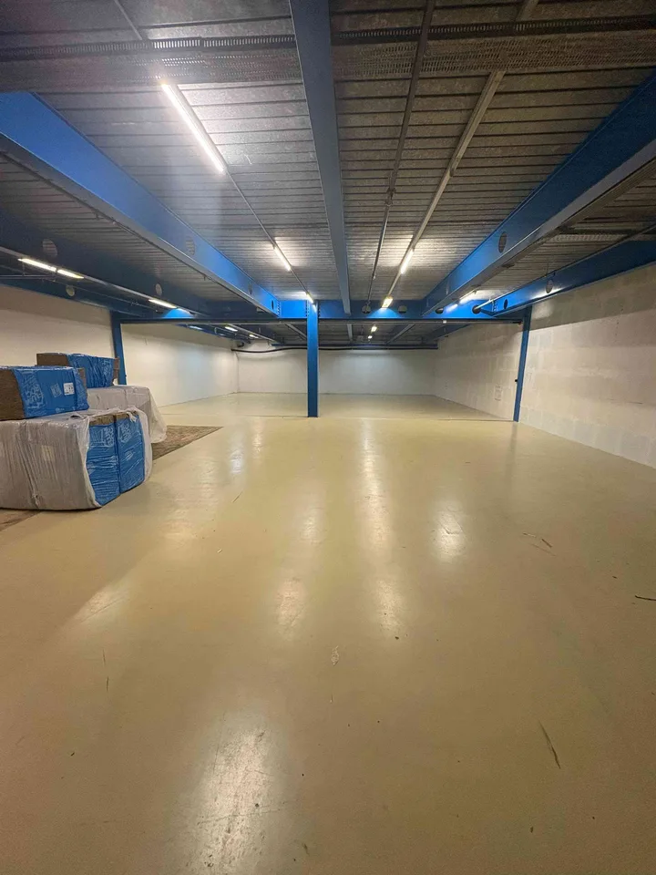 Local commercial à louer – 284,7 m² – Villars-Sainte-Croix