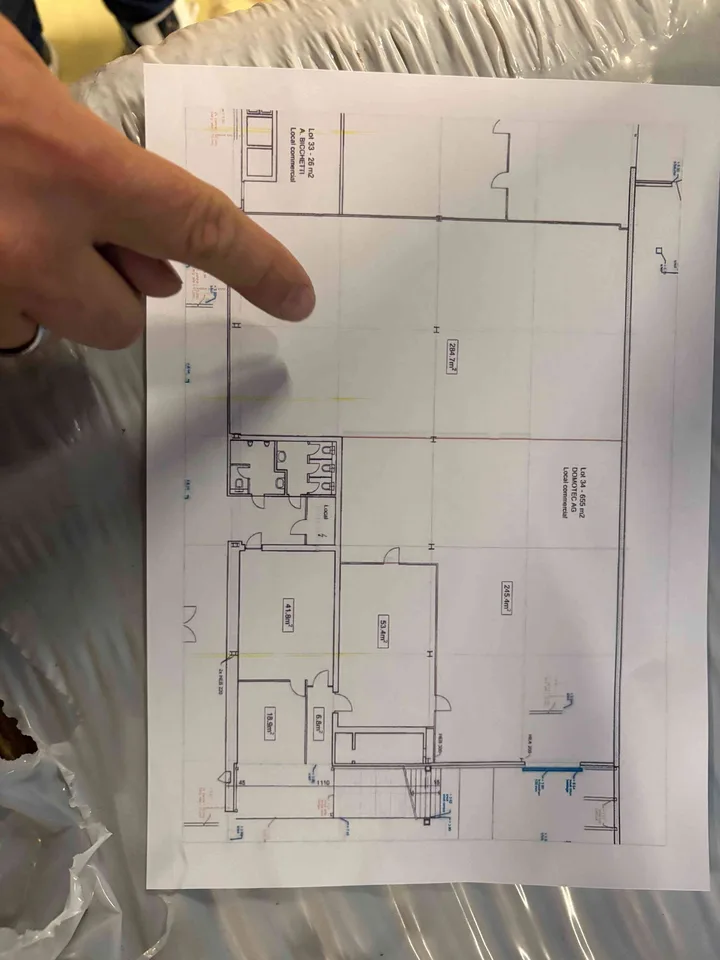 Local commercial à louer – 284,7 m² – Villars-Sainte-Croix