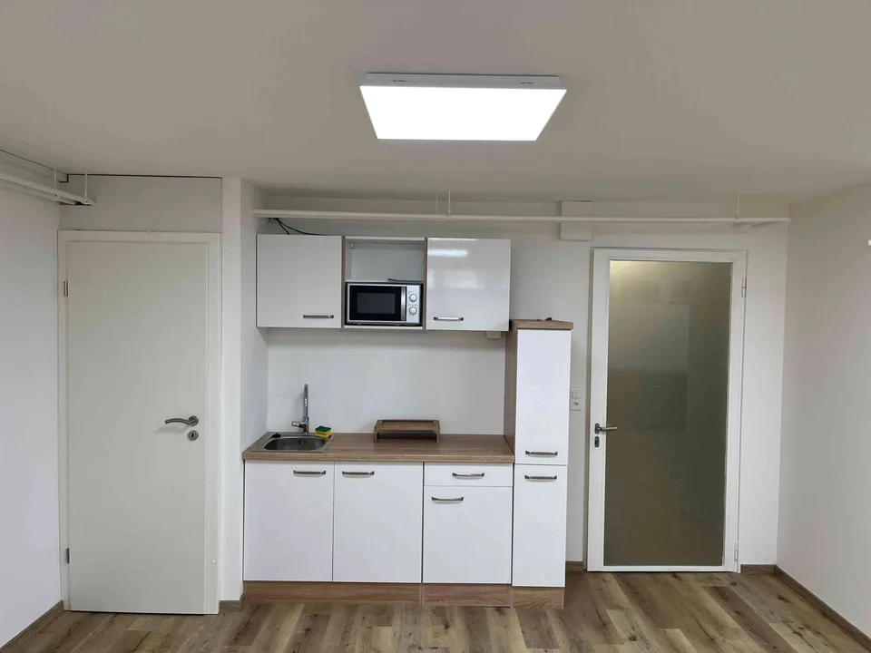 À louer : Bureau moderne et lumineux à Nyon – 40m²