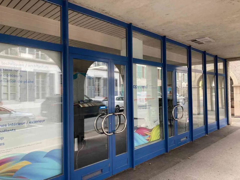 Arcade commerciale au centre de Nyon