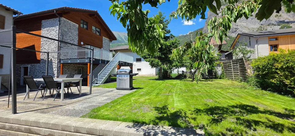 Leytron – Superbe maison 4.5 pces (100 m²) rénovée à neuf