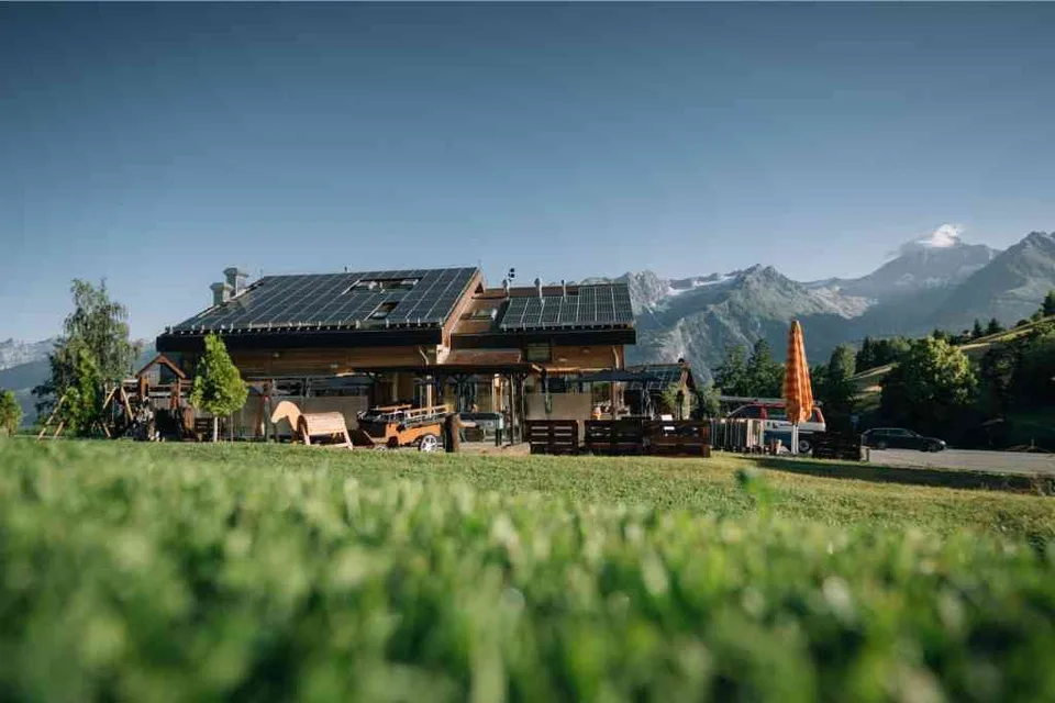 Hotel Restaurant Ronalp, inklusive Inventar