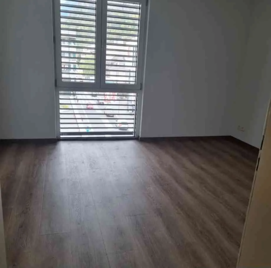 Zimmer inkl. eigenem Badezimmer zu vermieten