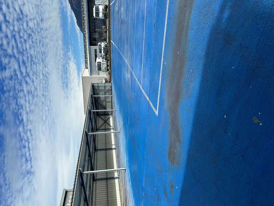 À louer, places de parc à 15' de la Gare / Sion