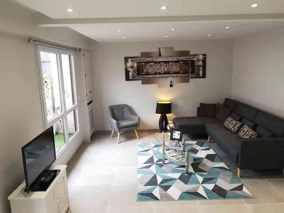 Appartement 3 pièces rénové de 70 m² avec terrasse – Thônex
