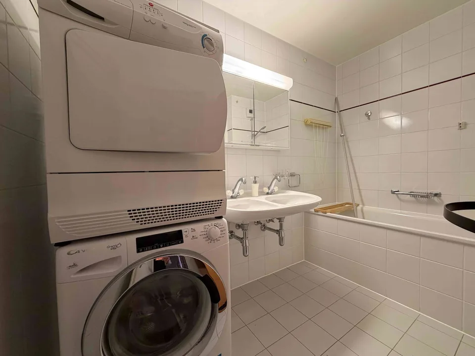 Charmant et spacieux appartement à proximité des Nations.