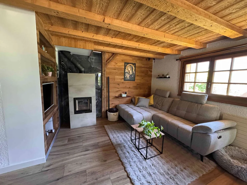 À louer - Magnifique chalet rénové (4,5 pièces)