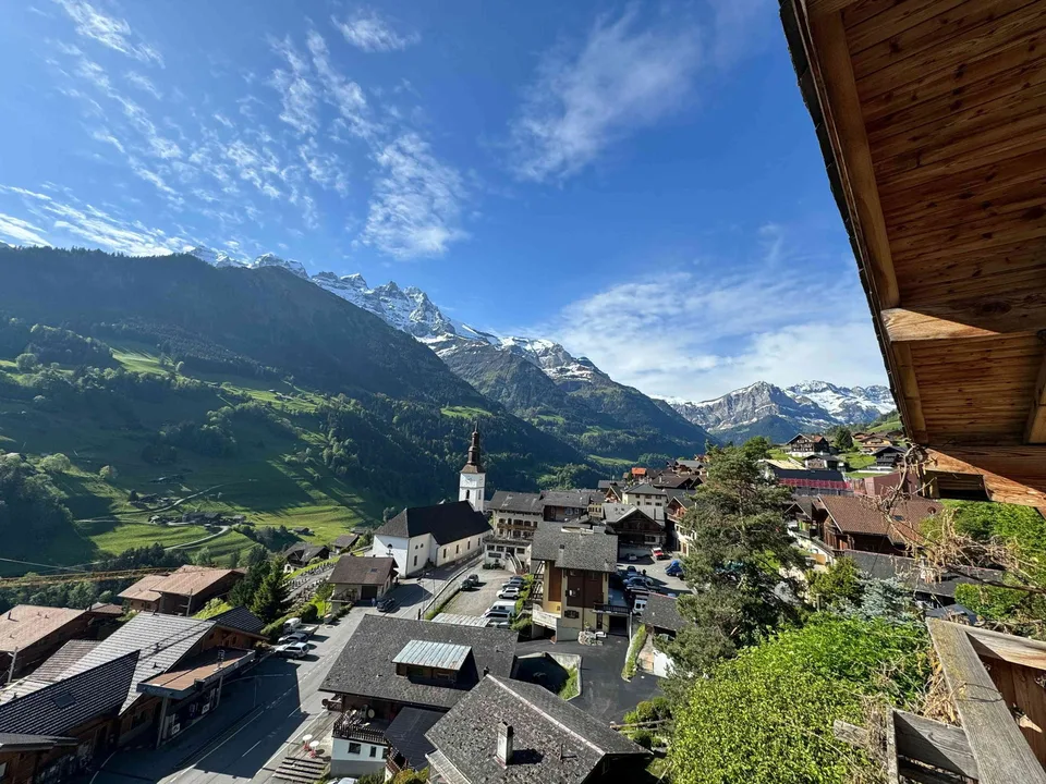 À louer - Magnifique chalet rénové (4,5 pièces)