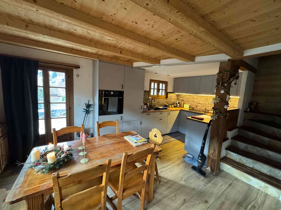 À louer - Magnifique chalet rénové (4,5 pièces)