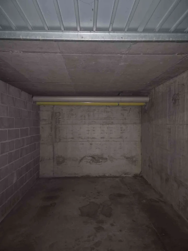 Garage Box individuel à Thônex à 2 pas du tram/ CEVA