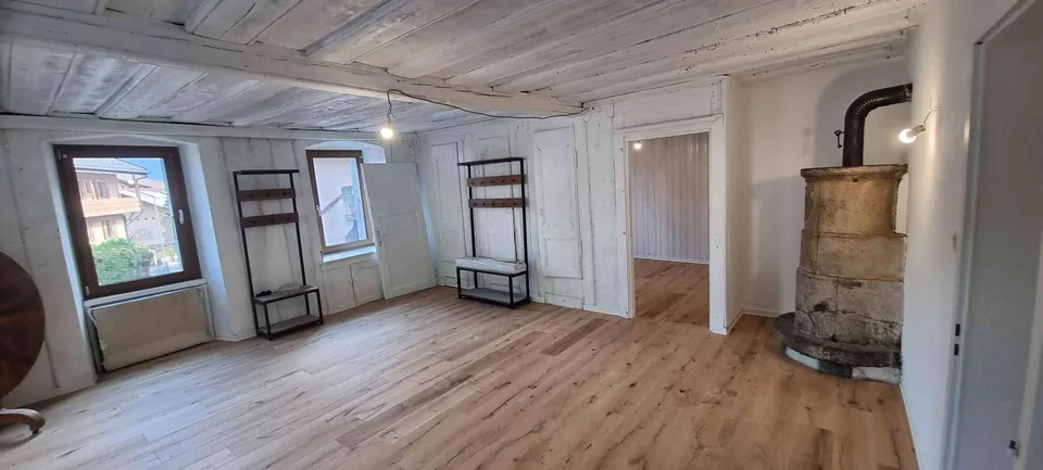 Appartement renové avec cachet 4.5pc 120 m2 avec place de parc muraz