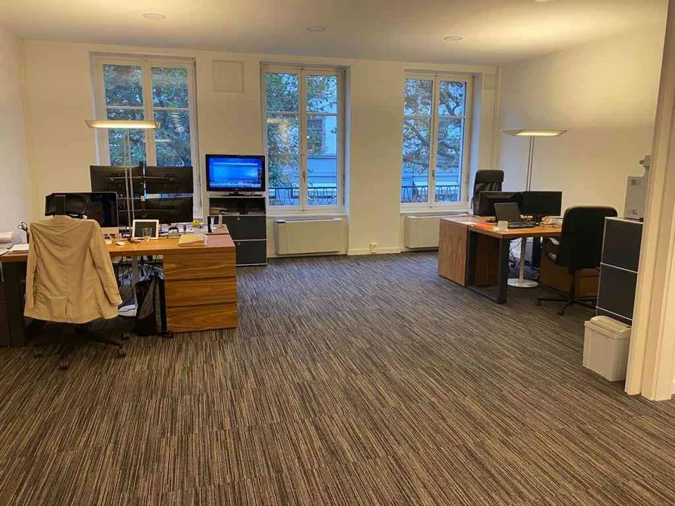 Bureau au centre de Genève ( sous-location )